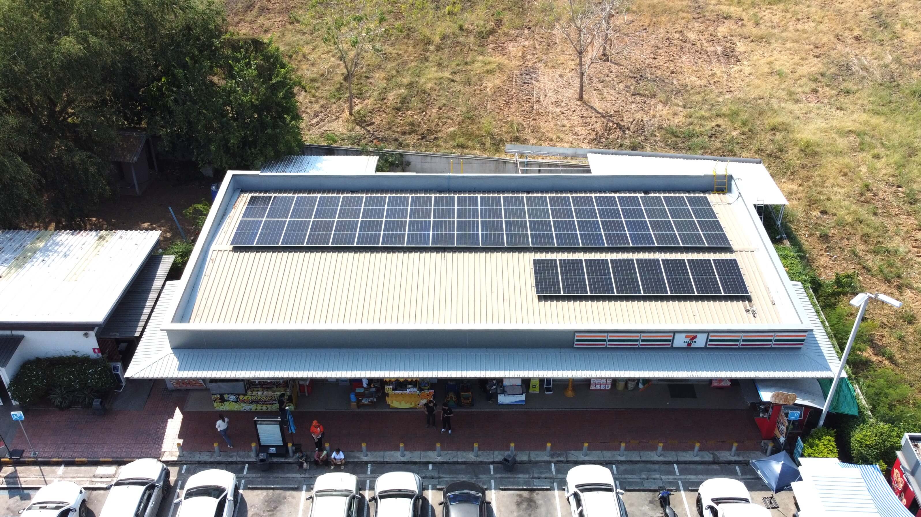 EverSun-Solarcell-55kW-PTTgas-station-KaengKhro00004